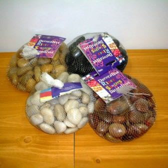RIVER STONE 1KG ASST COL POLISHED. GSM7167