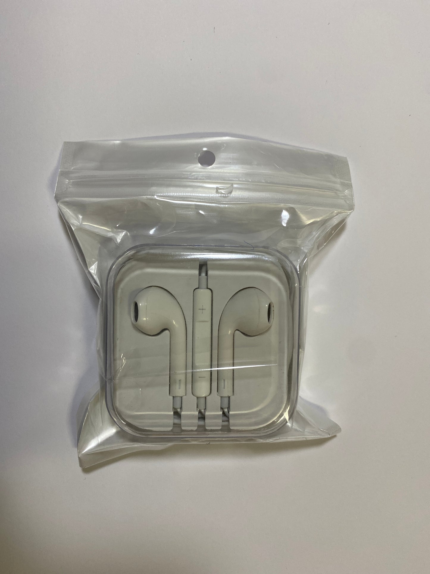 Earphone In the Case GPGF6110