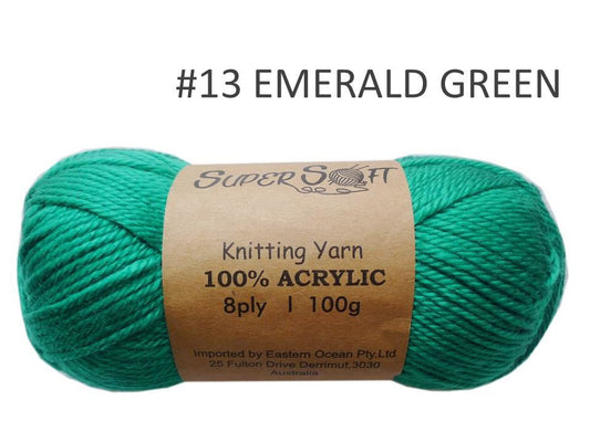 #13 EMERALD GREEN SUPER SOFT KNITTING YARN 100% ACRYLIC. CRA20857