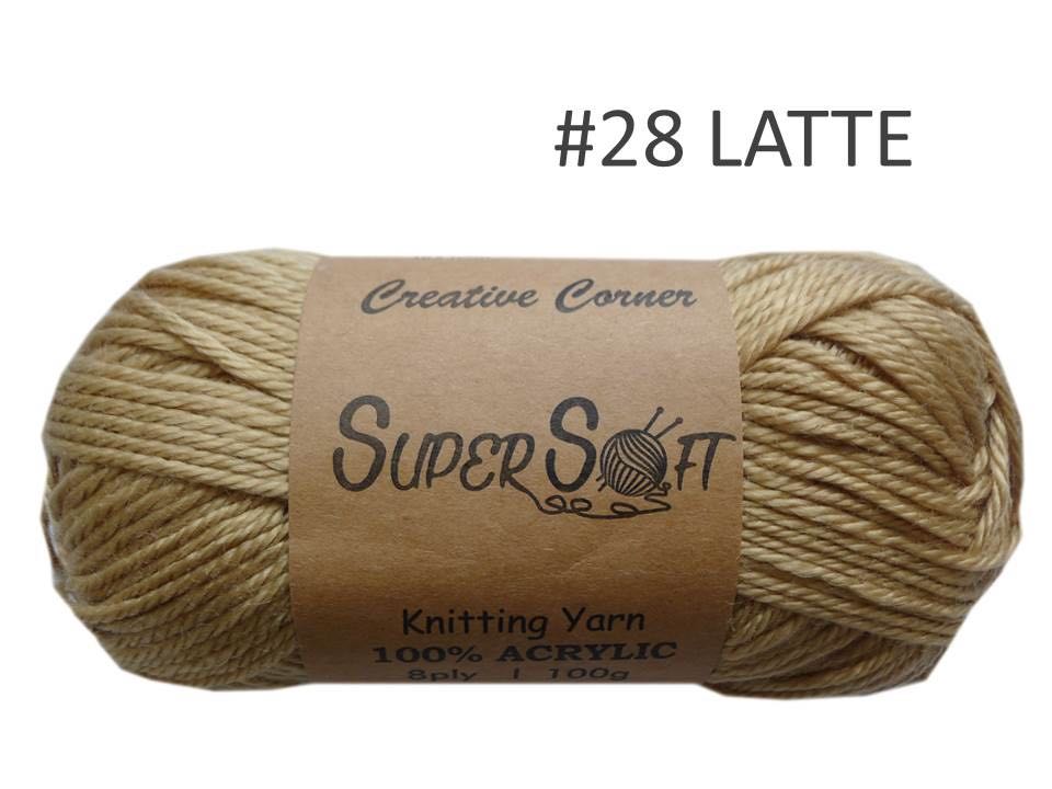 #28 LATTE SUPER SOFT KNITTING YARN 100% SOFT ACRYLIC. CRA20872