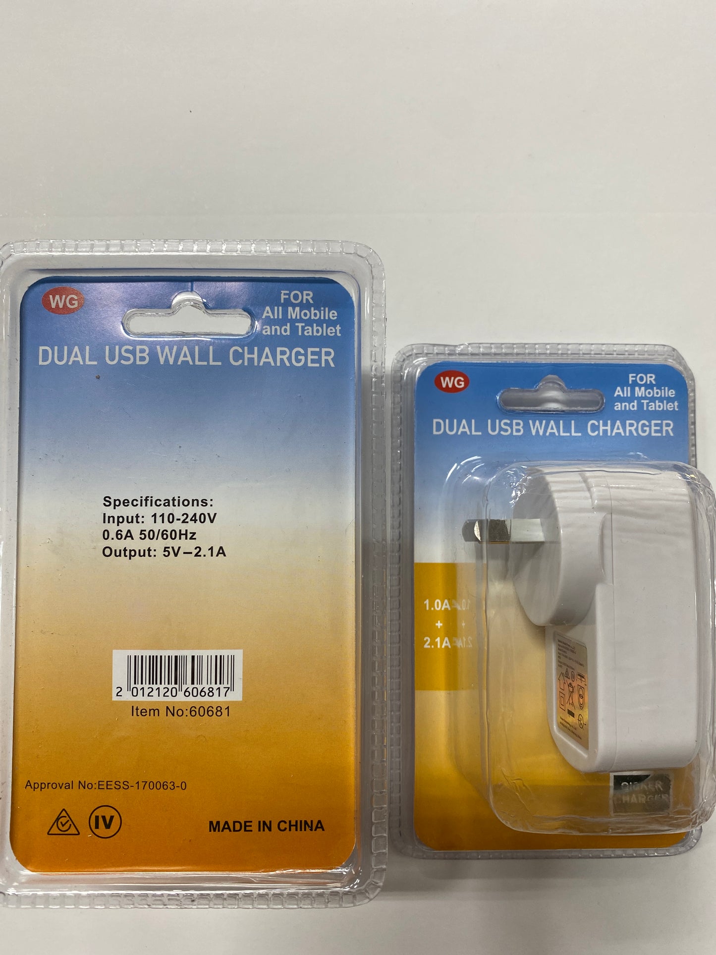 Dual  USB Walk Charger 60681