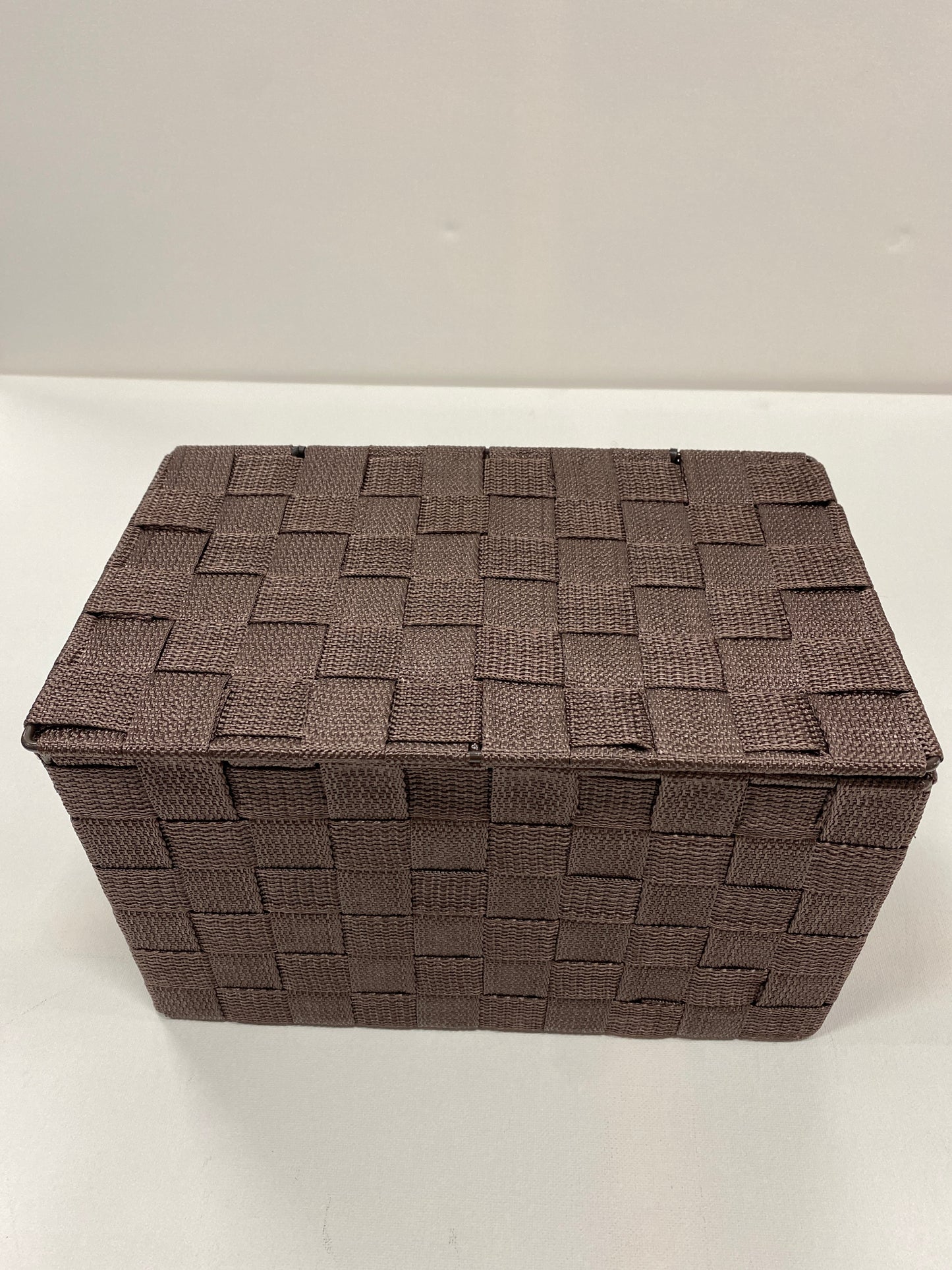 PP Hamper basket with cover  Kya02B-brown/2