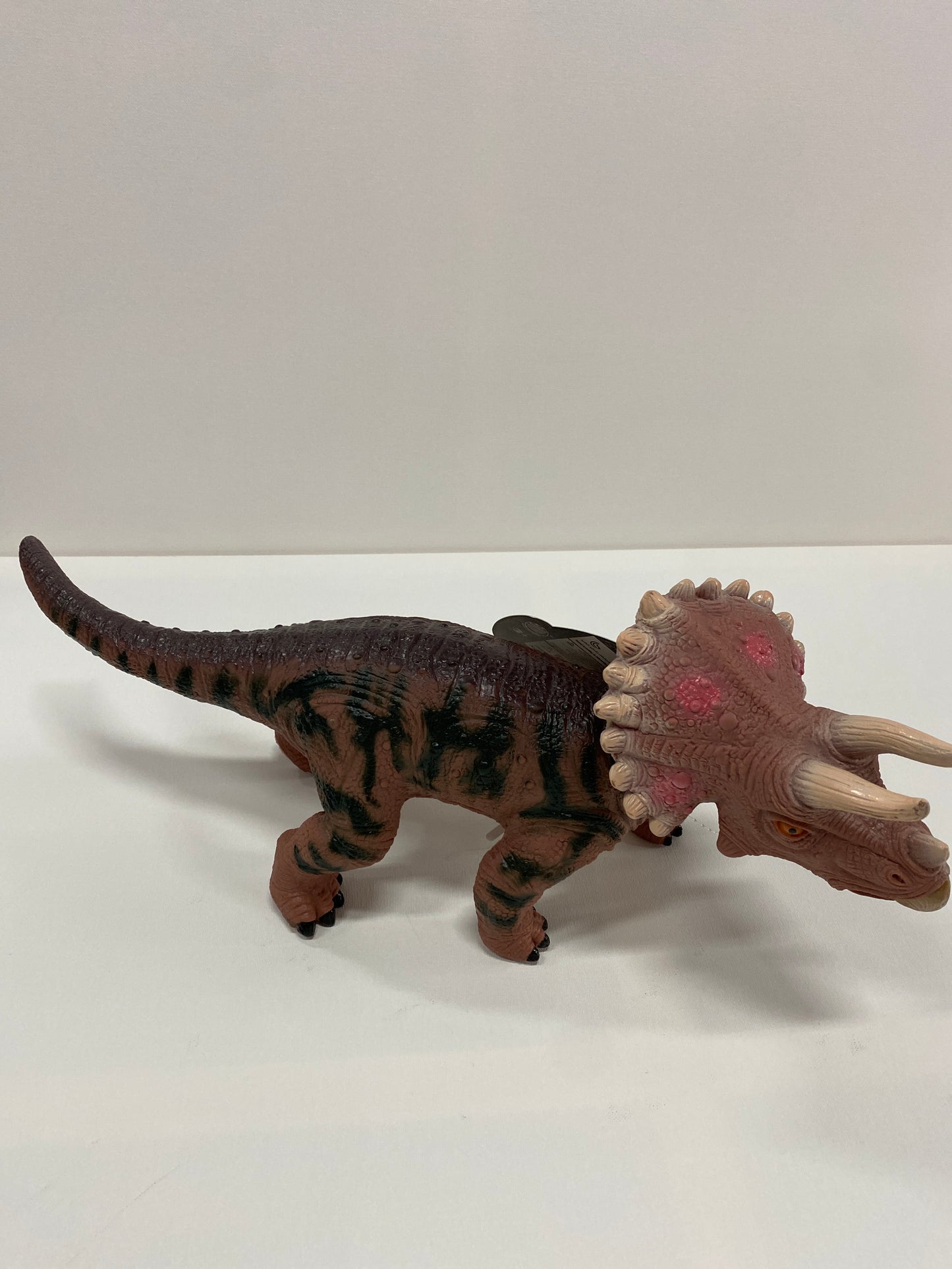 Dinosaur 6901